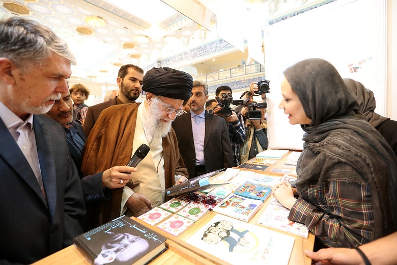 بازدید رهبر معظم انقلاب از سی‌ویکمین نمایشگاه بین المللی کتاب تهران